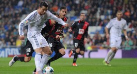 巴塞罗那队内风波：弗利克不满开局表现，全队紧急自我反省